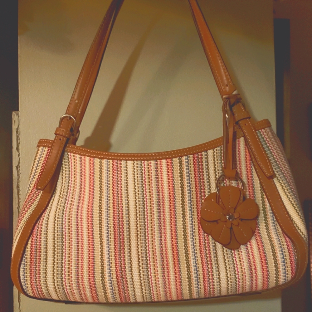 A Fossil satchel.